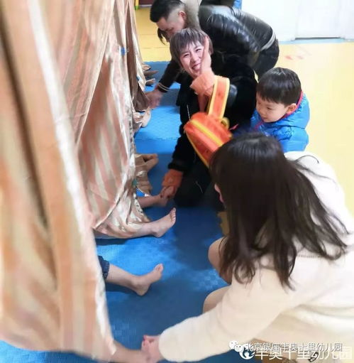  北京银座丰奥十里幼儿园庆元旦金鼠闹新春,最美中国年亲子游园活动报道