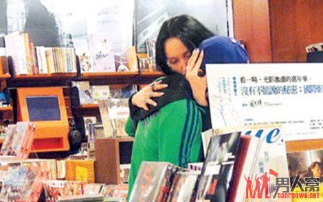  看看娱乐圈女同性恋女星是谁