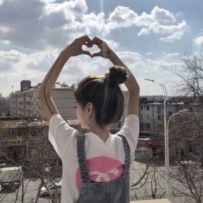  女头推开自己喜欢的东西叫成长女生头像我要个性网