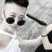 情侣头像黑色系一男一女