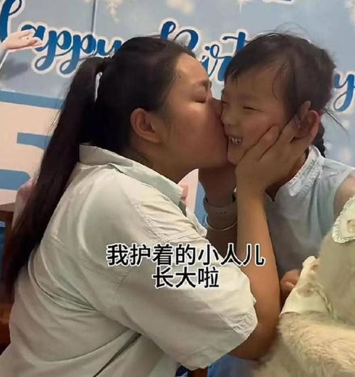  被婆家赶走,背孩子送外卖的单亲妈妈如今成老板,新店贵客满堂