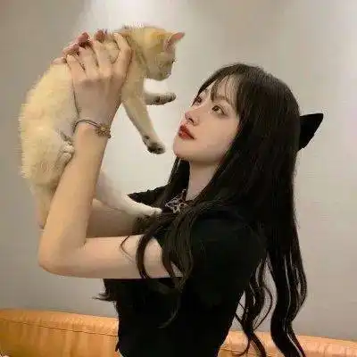 女生头像高质量黑色系时