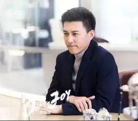  老干部禁欲系穿搭撩起妹来一套一套的