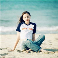  长发清新气质美女头像,侧面的样子更是迷人