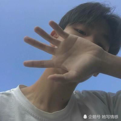  暗恋一个人的表现,看是不是你本人了