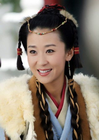  她是内地娱乐圈第一个拥有飞机驾照的明星,粉丝戏谑称她二姐