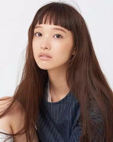  老板,给我剪个二次元刘海