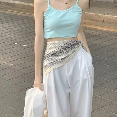  女生简约时尚风格头像高清