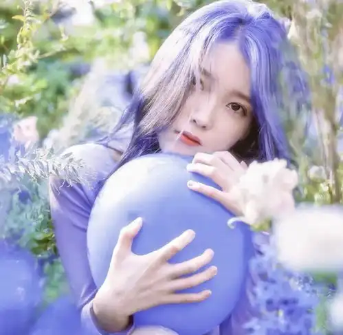  iu李知恩蓝色系头像