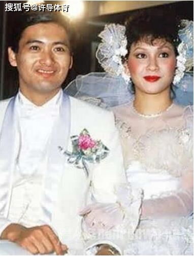  1982年,有人报案称有男子在家中自杀,后经抢救才发现他是周润发
