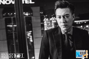  靳东登杂志上演西装秀成熟冷峻玩转型男风格