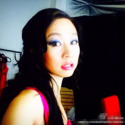 美女主播穿超短裙身材火辣大秀美腿网友大赞好美