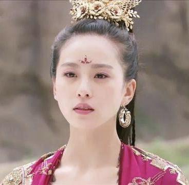  花钿美人大盘点,倾国倾城仙气十足