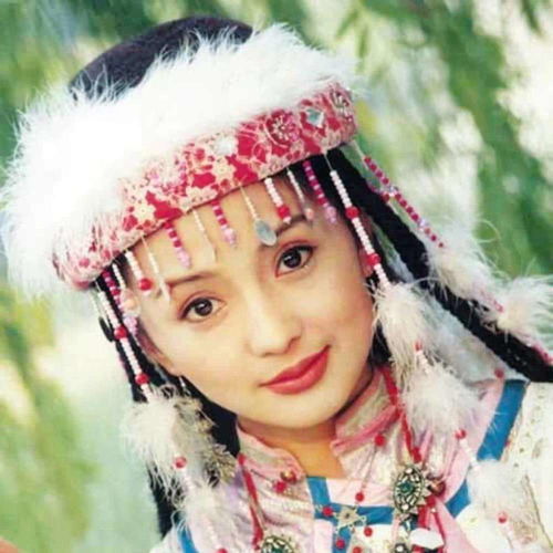  香妃的原型是谁乾隆宠爱了她半辈子,为何不愿意跟香妃要个孩子