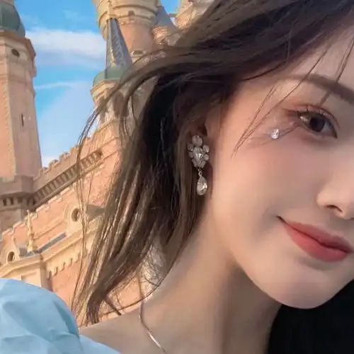  ins笑容甜美治愈系女头