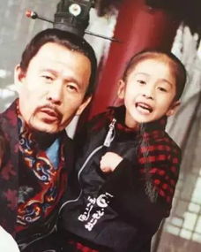  本以为关晓彤是凭颜值当上人生赢家,结果人家高考超出本科分数线200分