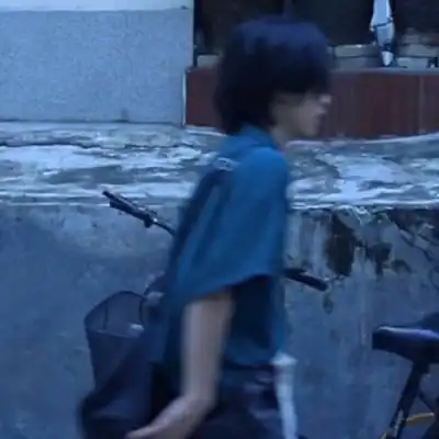 湛蓝天空上像奶油泡芙一样的云男生头像我要个性网 湛蓝天空上像奶油泡芙一样的云男生头像我要个性网