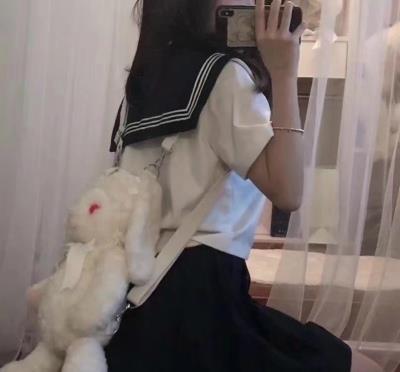  你偏爱的不露脸女生头像和精选治愈文案