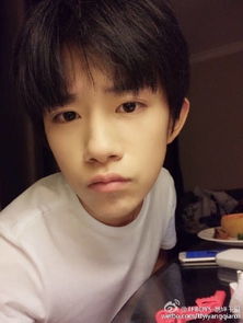  看小鲜肉tfboys怎么庆生怕是老腊肉们只能拿婚礼拼了