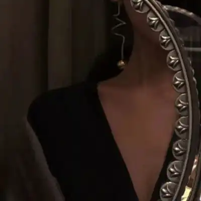 禁欲系质感清晰头像