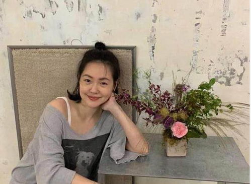  莫名开撕小s晒照与网友互动,遭网友回怼后又将炮火转向林志玲