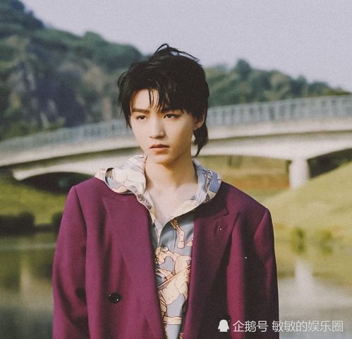 有一种意外走红叫王俊凯的女助理,明明只是帮忙送饭,颜值却不输赵丽颖 有一种意外走红叫王俊凯的女助理,明明只是帮忙送饭,颜值却不输赵丽颖