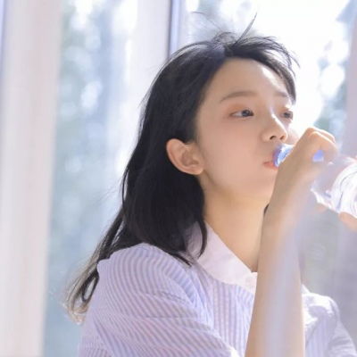 微信头像最初的样子女生