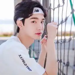  小清新帅气男生yy头像2018最新我爱你你却爱着她