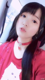  18岁徐娇甩肉秀出马甲线网友直呼身材好