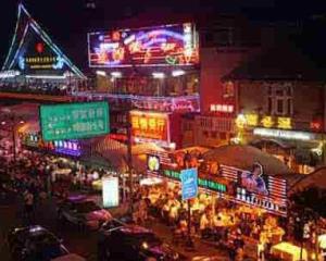  青岛啤酒街