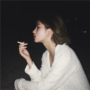  微信最近很火的个性短句子,你看上哪一句