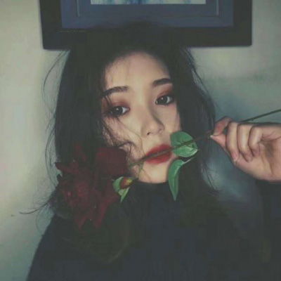  丧丧的头像女生霸气图片黑暗丧风格头像酷女系列