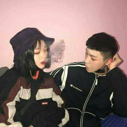  2018qq个性情侣头像一男一女霸气超拽拽只要是你我都认栽