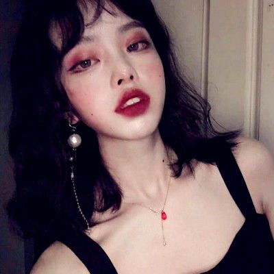  个性酷超拽的女生头像女人有时就得拽一点