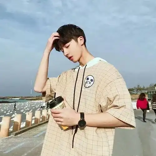  真人男生头像对你,穷极所思,可赴千里