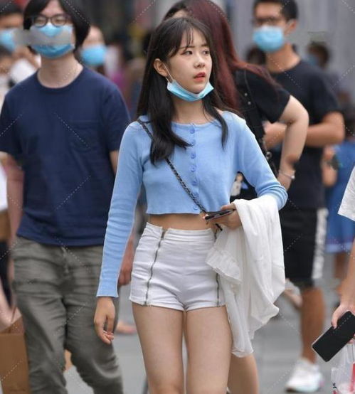  光鲜动人的瑜珈内裤穿搭更是让人神气,带给别样风情,愤愤不平短裤