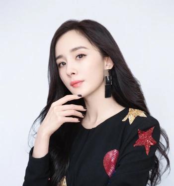  女生脸上有这3个特征,千万不要留刘海不然会拉低你原本颜值