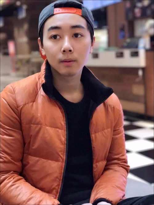  专访来自网吧的冠军,吃鸡游戏全服第一,花椒主播波板的电竞路