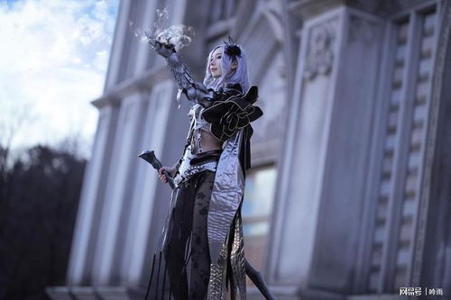  游戏黑色沙漠黑暗骑士cosplay,谁能拒绝一个高跟黑丝御姐呢