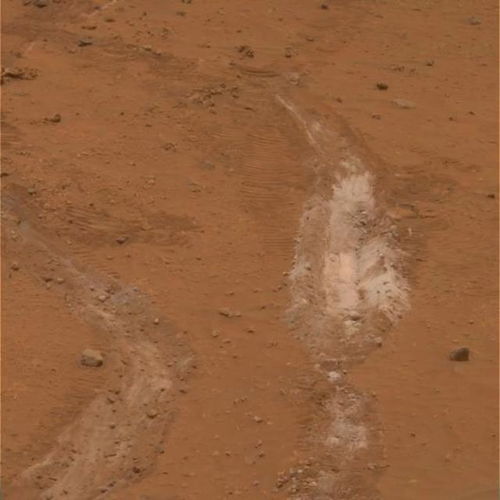  科学家说,寻找火星上的生命,需要去地下