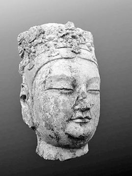  舜井街又发现一尊菩萨头像考证是开元寺遗物