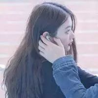  头像情话躲在风里,喜欢的人藏在梦里,你还在我心里