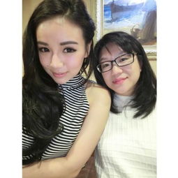 西甲老板林荣福美艳女儿爆红撞脸baby