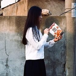  头像女生侧面气质意境清新