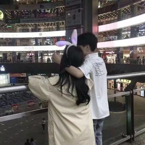  情侣头像相互惦记的人,总会重逢