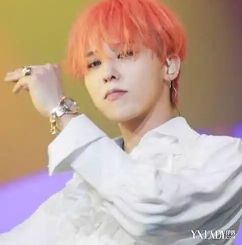  新鲜出炉的男明星爱用的香水有你家的老公么