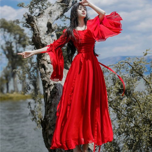  做个女神的夏天,你需要连衣裙来助阵