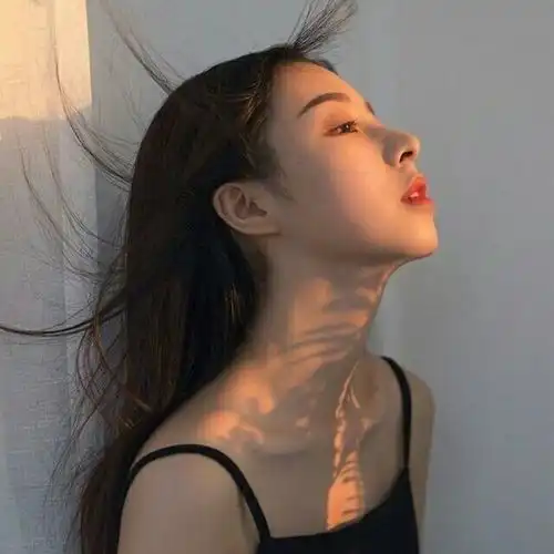 有哪些文艺的,真人的头像  有哪些文艺的,真人的头像