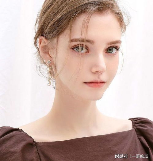  今日妹子图火爆全网的混血模特chloe,好看又会穿