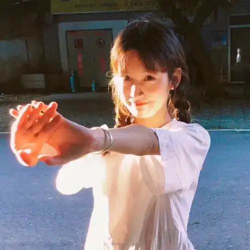  头像红红火火,好事连连